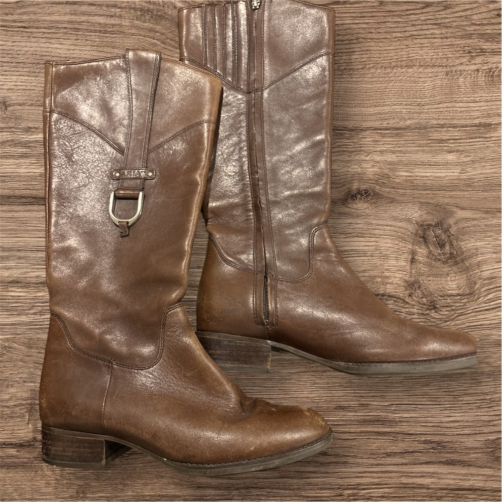Ariat Leather Heeled Riding Boots Women’s Size 7B